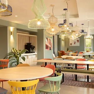Otel Hampton By Hilton Martiricos